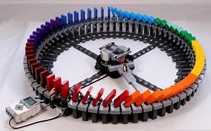 乐高无限多米诺骨牌环实验