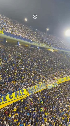 433 on Instagram: "Boca Juniors fans are something else 😍🇦🇷 @juantreveset12"