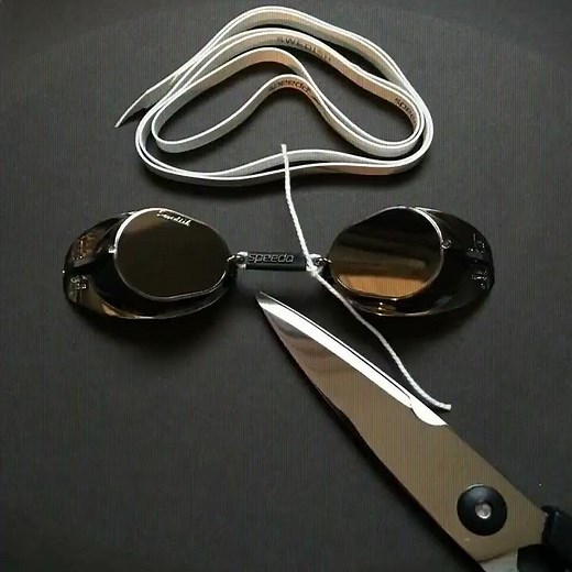 HOW TO make up a pair of Speedo Swedish goggles