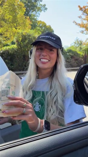 Gunung semeru meletus lagi pada sore hari ini rabu tanggal 19-11-2025 pukul - 16:00 wib#gunungsemerulumajang #gunungsemerumeletus #fyp #usa