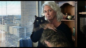 Man alleges bobcat attack; condo owner says it was housecat