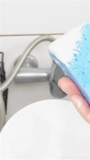 Mix Toothpaste with a Handful of Salt. You’ll Be Amazed!