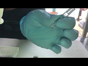 Hyaluron Pen loading and injecting