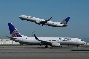 Planes nearly collide at SFO after conflicting air traffic control orders
