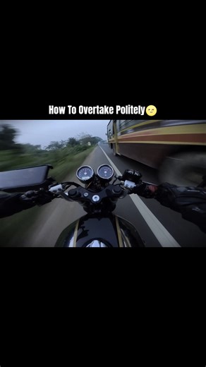 Just Kidding😬, DO NOT overtake on the left side 🚫 #royalenfield #gt650 #shorts