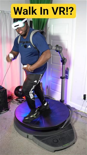 How To Walk On A VR Treadmill | Omni One ‪@VirtuixOmni‬