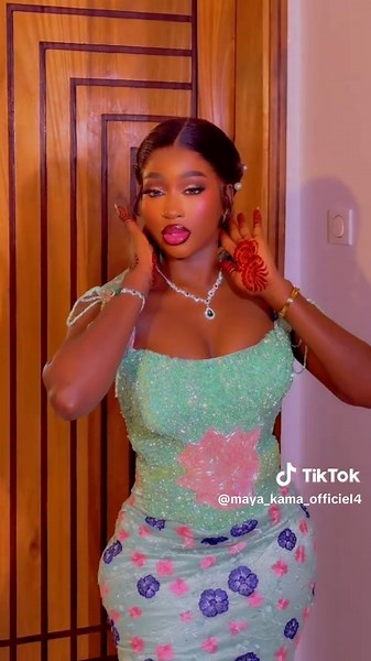 Sen serere bi🥳🥰Diekou baol baol bi 👑 @NDIAYE LO SN🎭✪🇸🇳 @Momo fashion Jeune styliste @Salla Makeup 💄✨