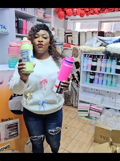 #waterbottle #flask #vaccumflask #stanelycup #kitchenware