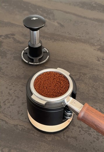 Biggest tamper recommendations? - might be this one at the moment to be honest 🙏🔥☕️ @MHW-3BOMBER #barista #espresso #baristadaily #coffee #baristatok