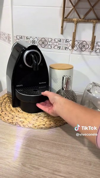 Mantenimiento fácil de cafetera de cápsulas