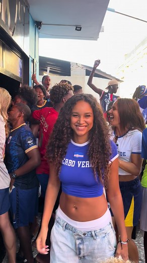 First time in history our little country is going to the World Cup🥹🇨🇻🐬 Shirt by @notsantos.cv #caboverde🇨🇻 #capeverde #🇨🇻
