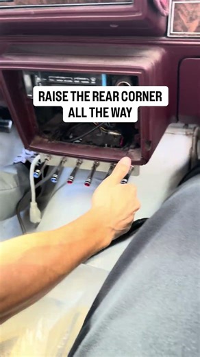 How to Hit 3-Wheel on a Lowrider (Switch Technique)