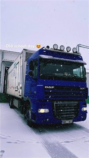 #automobile #oldschool #daf #snow #manual #truckdriver #truck #reels #trucking