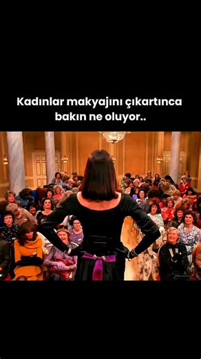111K views · 75 reactions | Film Adı ; Cadılar 1990 Film Konusu ; Sıradan kadınlar gibi davranan kötü cadıları konu alır ve çocukları fareye dönüştürme planlarını bozmak için bir yol bulması gereken bir çocuk ve büyükannesini konu alır. | Filmlersayfasi | Facebook