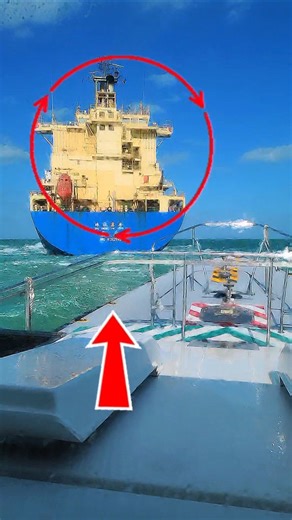 Rough sea 🌊 | Outbound Vessel 🚢 ⚓️ #pilotboat #skipper #marineservices #marinelife #ship