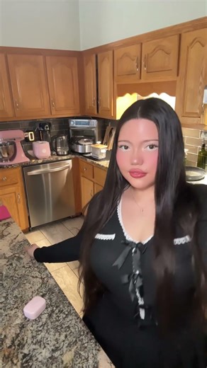 Going live soon ✨ be there with me?