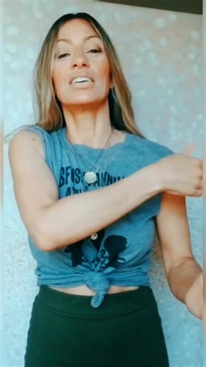 DIY Muscle Tee Style Hack 2022