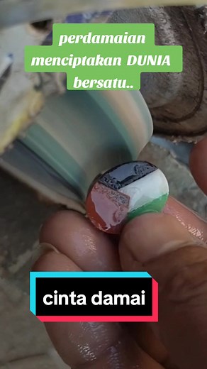 Batu Akik Viral: Cinta Damai dan Perdamaian Menciptakan Dunia Bersatu