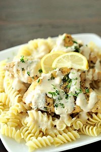 Slow Cooker Creamy Lemon Chicken Recipe - Six Sisters' Stuff