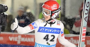 Skispringen: Lisa Eder schlägt Nika Prevc und feiert ersten Sieg im Weltcup von Normalschanze in Japan