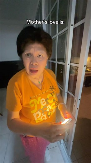 my mom doesn’t mind anything hor 🥹😳💕 #prankonmom #motherandson #prank #relatablecontent #funny
