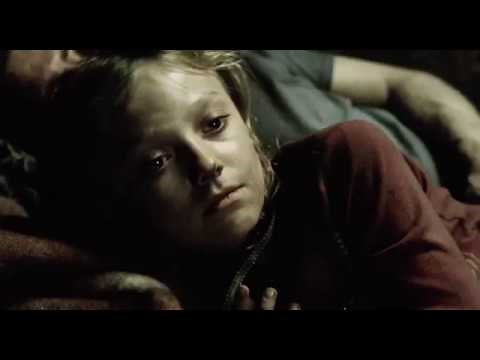 War of the Worlds 2005 - Tom Cruise destroys Alien Tripod Machine