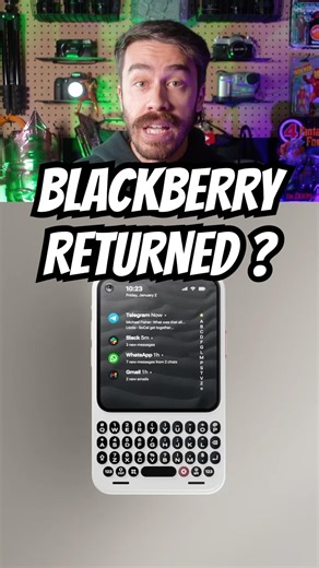 Is Blackberry is BACK | Meet Clicks Communicator #blackberry #shorts #smartphone #techreview