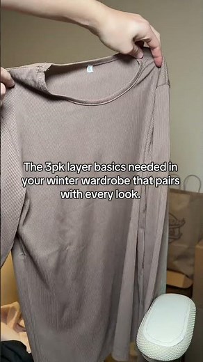 Women’s Ribbed Long Sleeve Tops Review | Slim Fit Basic Tees for Spring and Fall