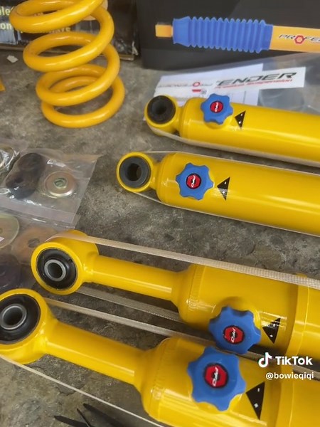 Profender 4 Step Installation Guide for Absober Fortuner