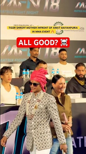 Tiger Shroff & Krishna Shroff Mother, Jackie Shroff Wife Ayesha Shroff with Ankit Baiyanpuria in MMA