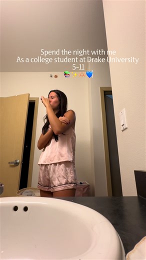 Happy Thursday with the Dance Team at Drake University