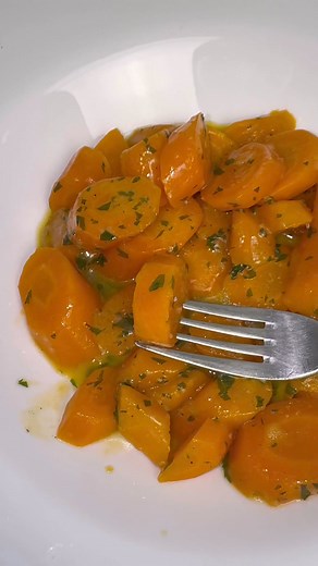 8.1K views · 215 reactions | 凌杻Carottes Vichy au Cookeo prêtes en 10 minutes , la recette arrive les amis  | Sof So | Facebook