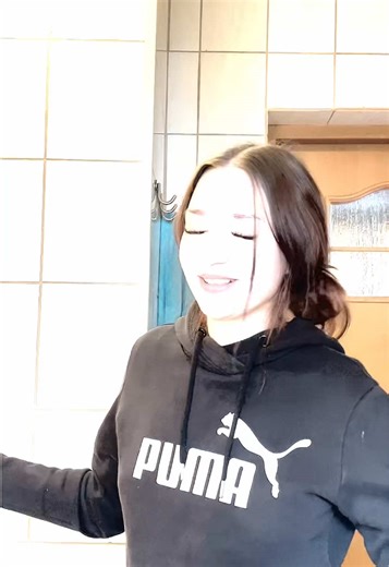 Filmy użytkownika ig: roksana_lazarczyk (@roksa.laza) z muzyką Fendi (Remix) - Hellfield & Macias & CrackHouse