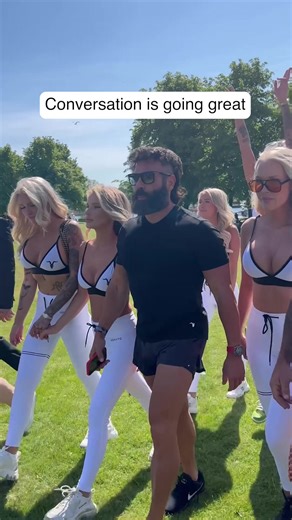 Biggest texting mistake guys make: they never end the conversation first. The conversation is flowing, she's responding fast, things are good... So you keep going. And going. Until eventually it dies out awkwardly or she stops replying. Wrong move. Here's what I learned: End high. When the conversation is at its peak - that's when you bounce. Example: You're texting, she's laughing, things are good. You say: