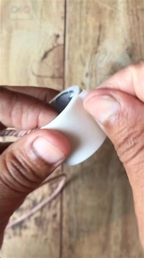 How to thread 🪡 bulky yarn 🧶 #crochet #asmr #knitting #crocheting #yarn #yarnspinner #yarnaddict