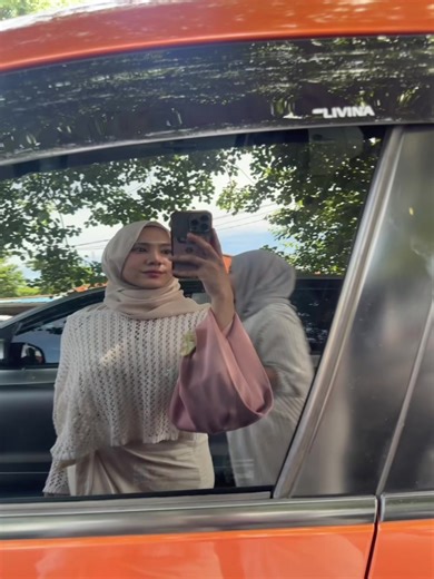 andra (@a.nd12a)’s videos with original sound - R&B trait.