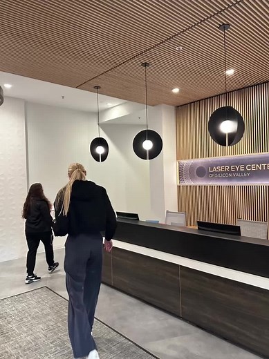 I recently corrected my nearsightedness with @evoicl implantable lenses. This is how the day of the procedure and recovery was like! The procedure itself is as quick or faster than watching an episode of your favorite binge-worthy sit-com. The immediate improvement in vision blew my mind, and the quick recovery had me back to normal the next day. The highlight? Waking up the next morning with 20/20 vision. Sharing this amazing experience with you all! If achieving visual freedom is your goal, vi