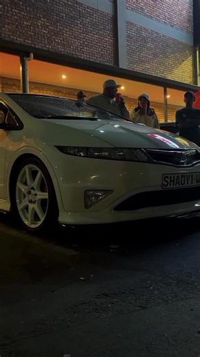 Honda FN2 Type R - My Favorite Car Meet!