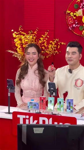 Mega Live lần đầu tiên của A @unghoangphucofficial #tikplusvn