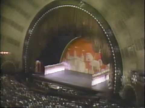Christmas at Radio City Music Hall 1986 (part 6 of 7)