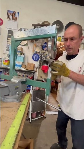 Forming sheet metal on an English wheel. Building a model t turtle deck hot rod body #car #metal