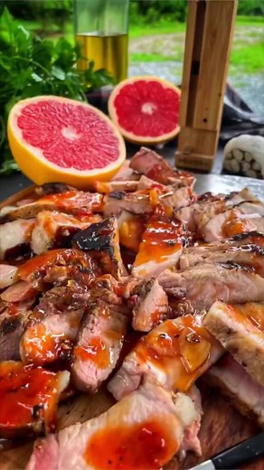 Grapefruit & Maple-marinated pork chops, jazzed up to perfection. 🎶🍊