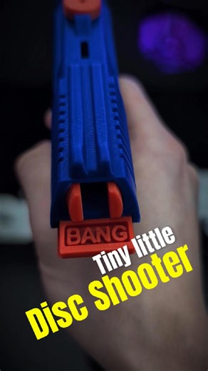 69K views · 980 reactions | Seriously, it's just a toy! 3D printed tiny disc shooter toy gun! Printed on: #bambulab A1 mini Used Filament: 3DHoJor PLA Pro Model: tiny little disc shooter by Statussymbol #3dhojor #3dprinting #3dprinter #disc #fidget #toys #maker #diy | 3DHoJor | Facebook