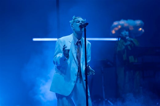 Fever Ray Shares Dynamic New Single & Video “I’m Not Done (Therapy Session)” -