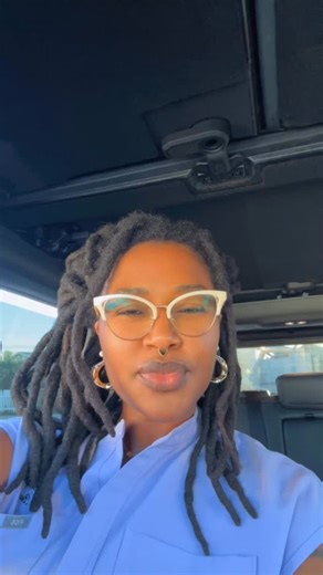 13K views · 9.5K reactions | She shot her shot and did NOT miss, you hear me?! Anyways, that #animation #teaser is pinned to my #profile so take a look see friends, and share and support! ❤️殺 . #Storytime #Granny #Caribbean #Trinidadian #LifeChronicles #Funny #Hilarious #Storytelling #GraphicNovel #Comics | The Soul of My Pen | Facebook