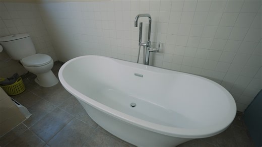 36 QUEENSWAY ST, ST STEPHEN, NB | FULL LISTING TOUR| NB129591 🏡 36 Queensway Street – $369,000 Charming two-storey character home with income potential and a brand-new 670 sq. ft. multi-purpose studio! 🏠 Main Home: 3 bedrooms, 1.5 baths — perfect for any family 💰 Income Apartment: 2 bedrooms, 1 bath kitchenette — ideal for tenants, guests, older children, or extended family ❄️ Mini splits throughout, including in the new dojo/studio 🧘‍♀️ Dojo/Studio (built 2024): 670 sq. ft. of flexible spac