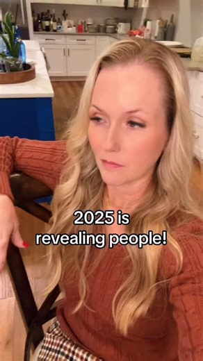 Anyone else losing large numbers of friends recently? I understand numerology plays apart in this year number 9, however, the last few months have been pretty brutal in revelations! how are you all doing with this crazy upheaval? I know I am just taking it one day at a time and recognizing that every relationship comes into our life for a reason and sometimes it’s only for a season. but every relationship is for an opportunity to learn! #psychicmedium #relationships #numerology #psychic | Lorend