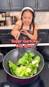 SUPER Garlicky Bok Choy with Pine Nuts #stirfry #recipe #cooking