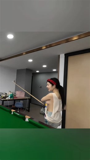 Pool Queen | Share to your billiard lover friends 🥰 | Instagram