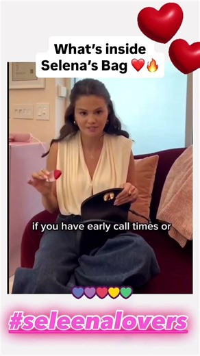 What’s inside Selena’s bag…. ❤️🔥❤️🔥 #selenagomez #seleenalovers